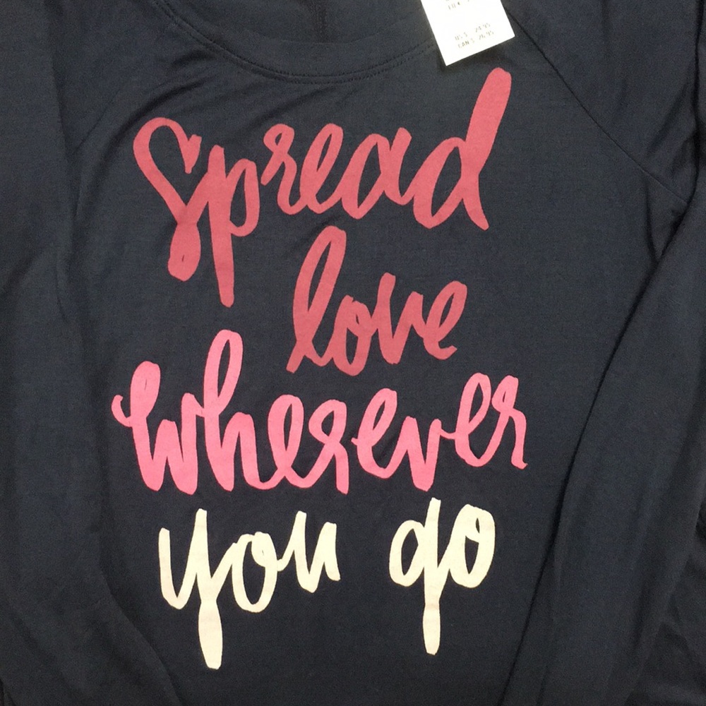 HOLLISTER crew neck long sleeve graphic t-shirt